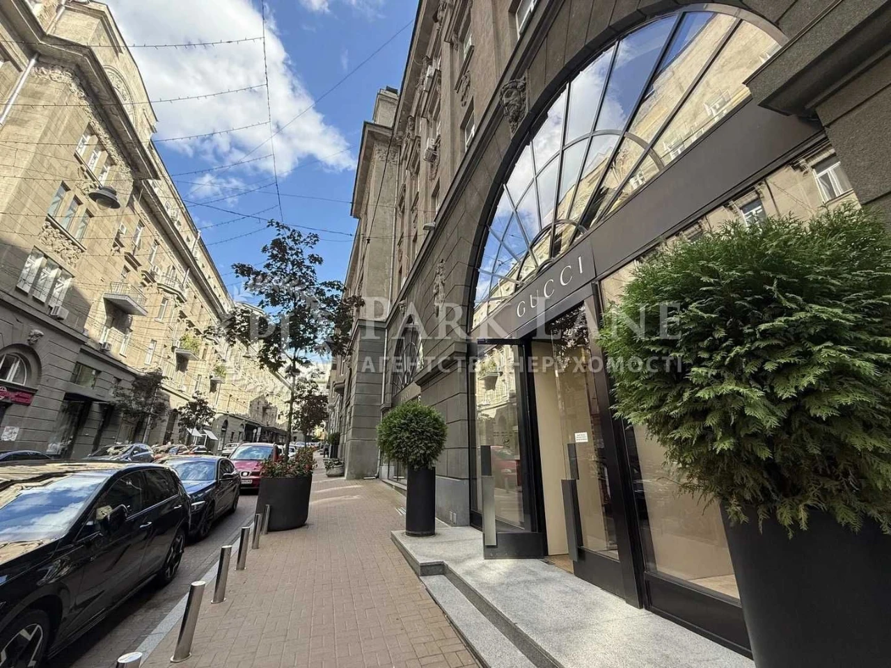 Ппродаж 2к з ремонтом центр Лютеранська 8