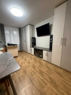 Продам двухэтажный ДОМ ж/м Чапли ( Приднепровск)