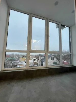 baz-04 Продаж 1-кімн. квартири з ремонтом за супер ціною ЖК