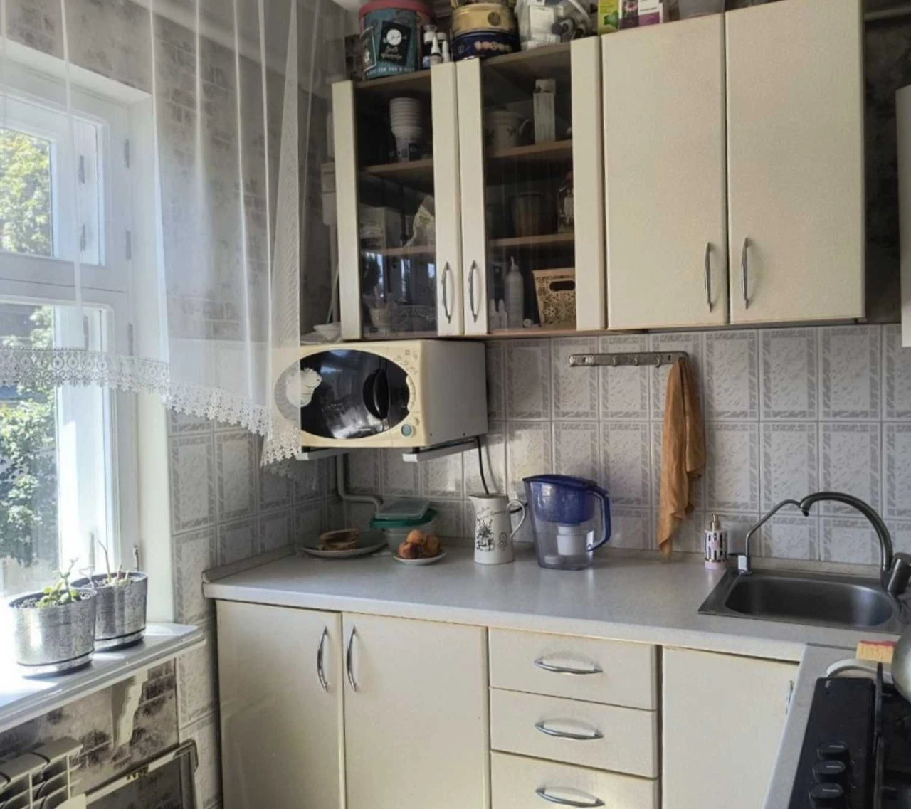 baz-04  Продам 3-х кімн. квартиру на проспекті Шевченка/Реша