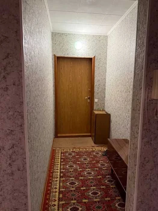 Продается хорошая 3 комн квартира 70м2 Роганский жилмассив м