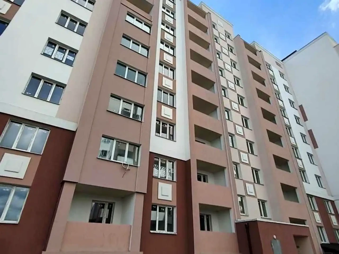 Продаж квартири 1-кімн. 46.19 м² 9/9 пов.