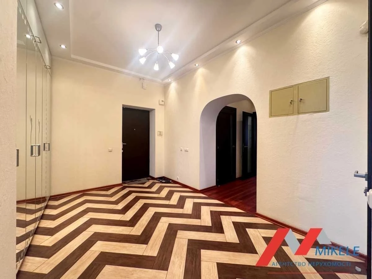 4-room apartment for sale 147 m², Vyacheslav Chornovola st.