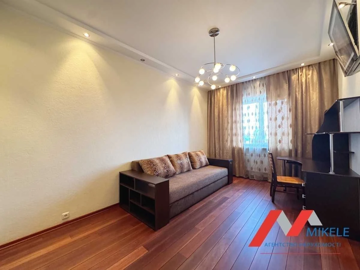 4-room apartment for sale 147 m², Vyacheslav Chornovola st.