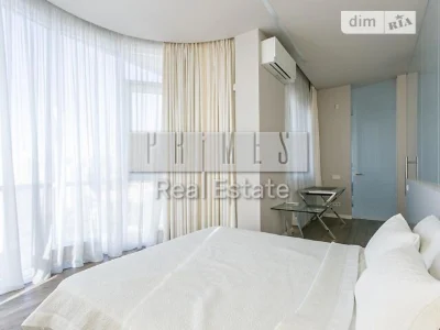 Sale of 3-room apartment 101 sq. m. on Andriy Verkhoglyada St. 2A •