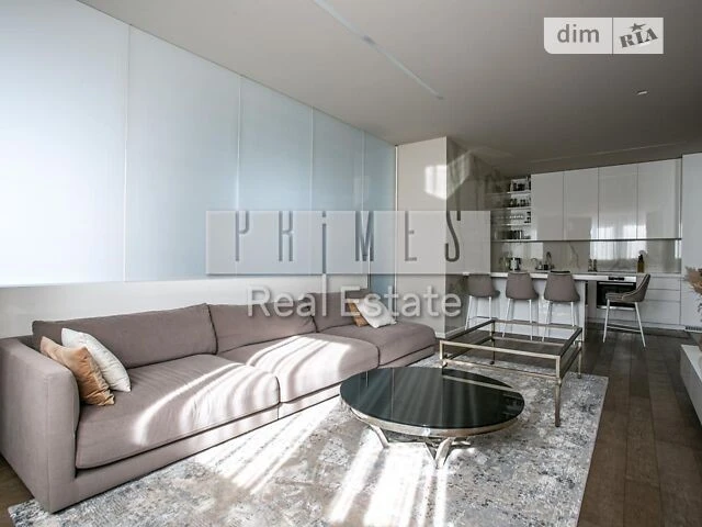 Sale of 3-room apartment 101 sq. m. on Andriy Verkhoglyada St. 2A •