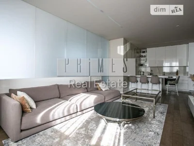 Sale of 3-room apartment 101 sq. m. on Andriy Verkhoglyada St. 2A •