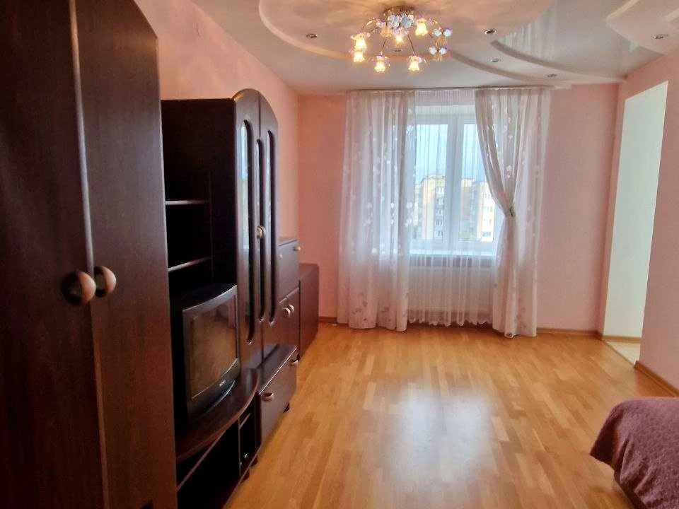 Квартира. Тернопіль, Злуки просп.