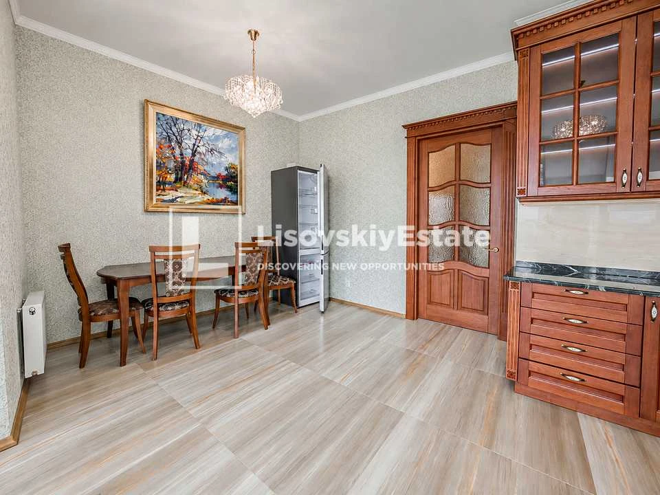 Квартира. Київ, Буслівська вул.