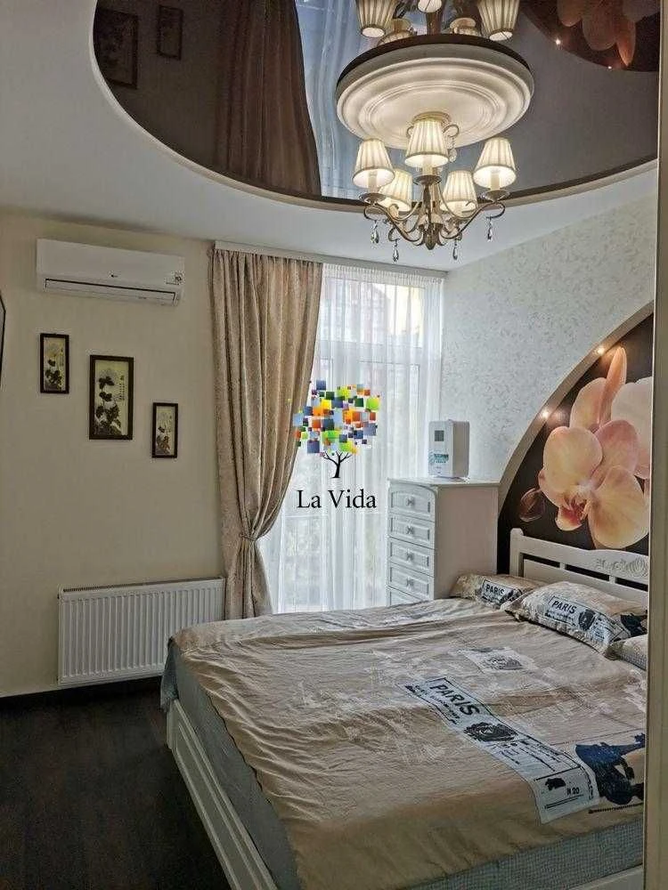 Продам 2к. квартиру вул. Регенераторна 4 ЖК Комфорт Таун