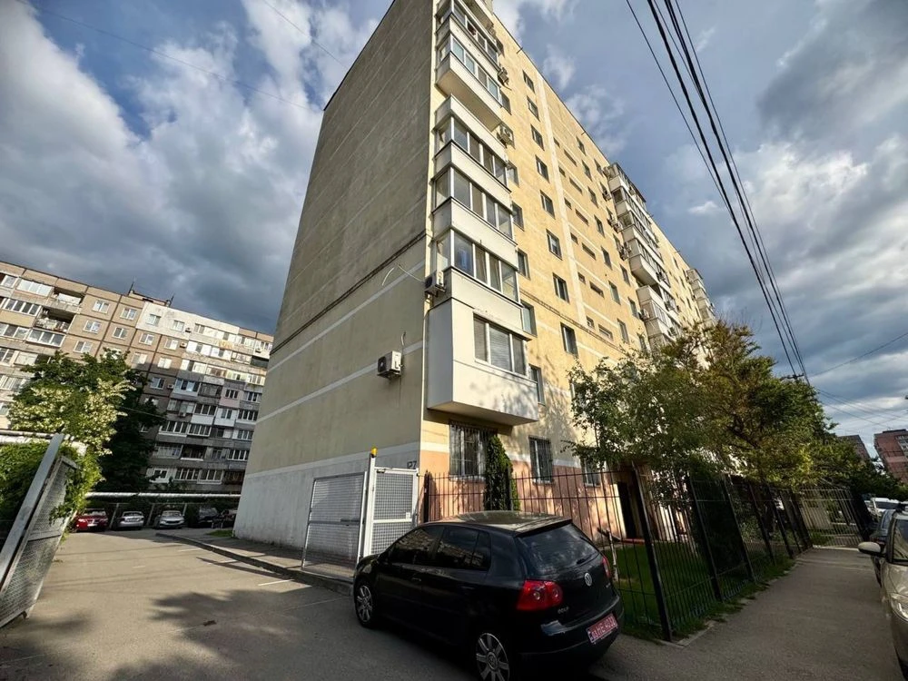 Продажа  2к  ж/м Победа-2 ул.Мандрыковская