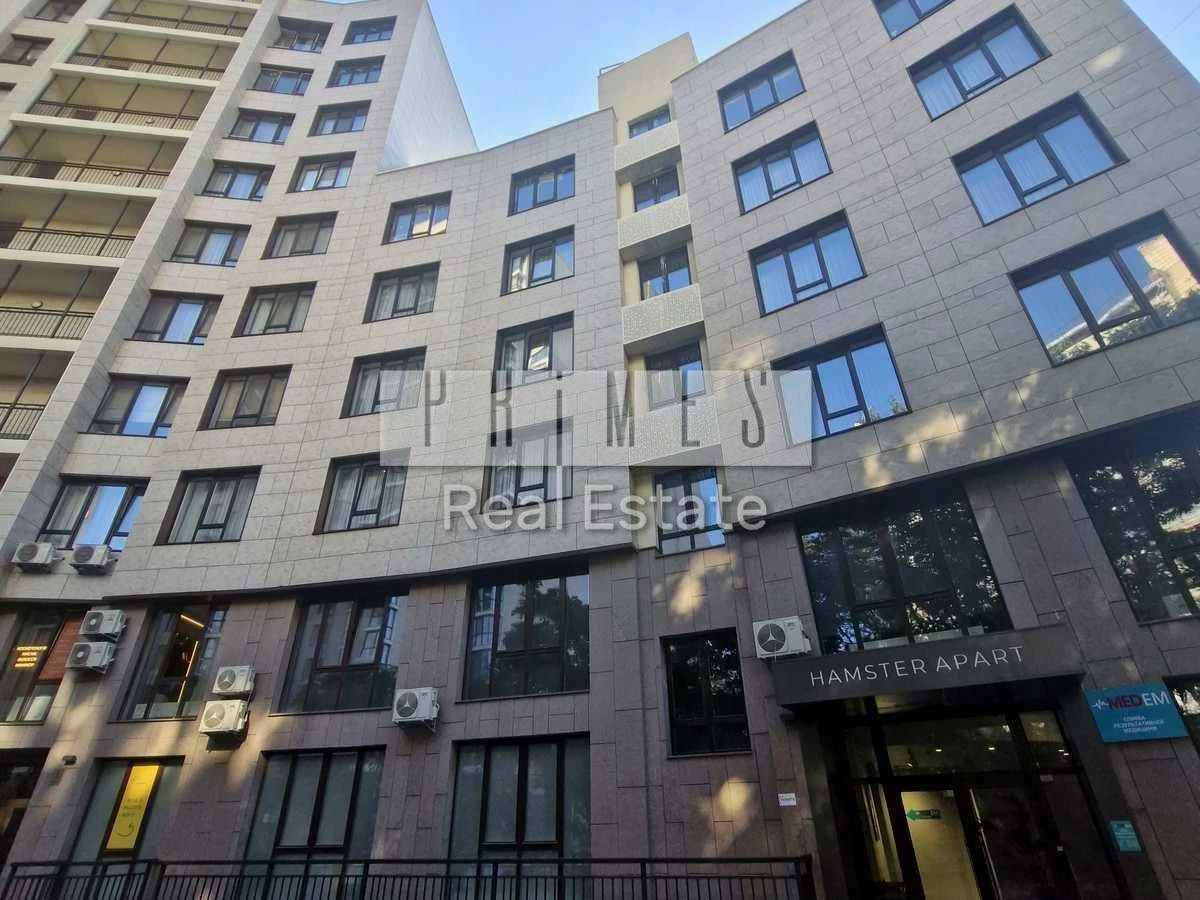 Продаж 2 кімнатної квартири  без ремонтуЖК Cardinal,  Печерс