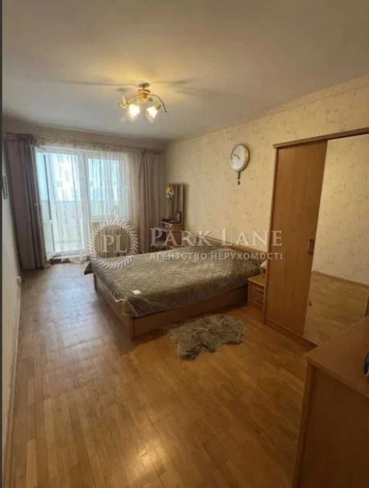 Продаж Безнал 105квм проспект Бажана 36  Позняки метро Харьк