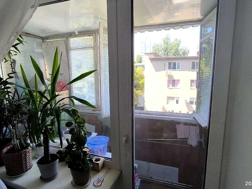 Квартира. Одеса, Середньофонтанський пров.