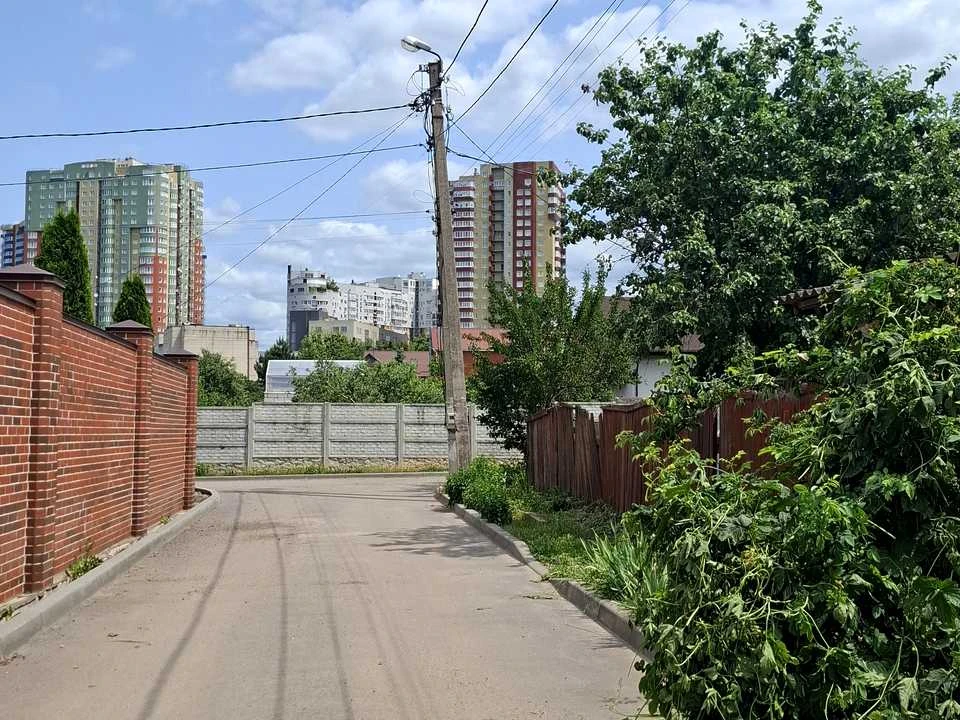Будинок. Харків, Аральський пров.