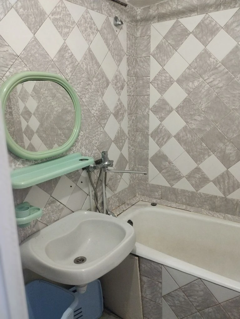 3к квартира з автономним опаленням Вишенька