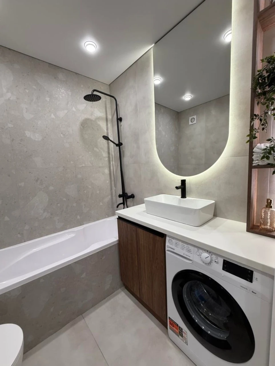 Продаж 1 кім квартири з сучасним ремонтом в центрі IQ Hause