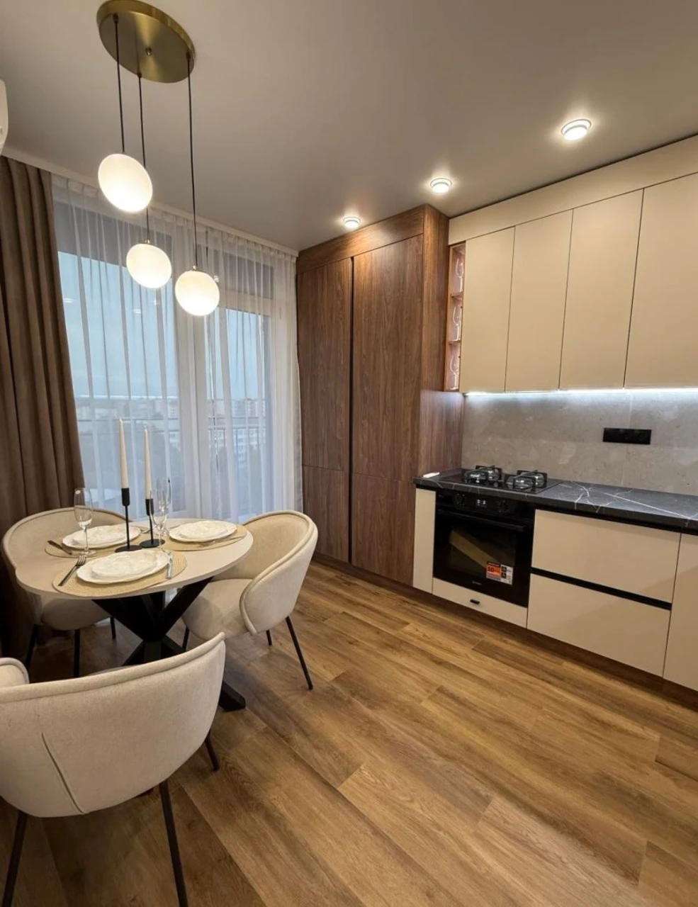 Продаж 1 кім квартири з сучасним ремонтом в центрі IQ Hause