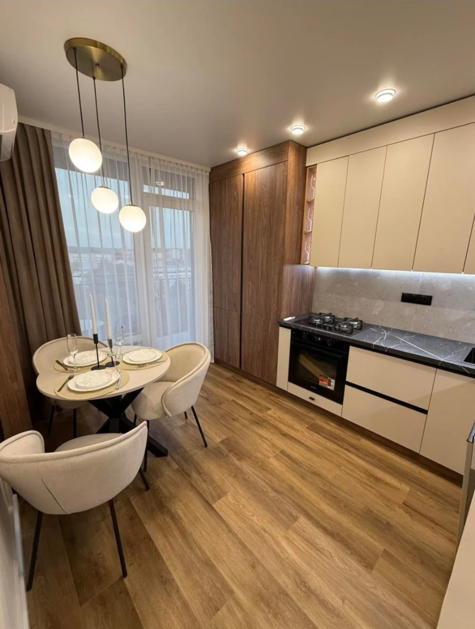 Продаж 1 кім квартири з сучасним ремонтом в центрі IQ Hause