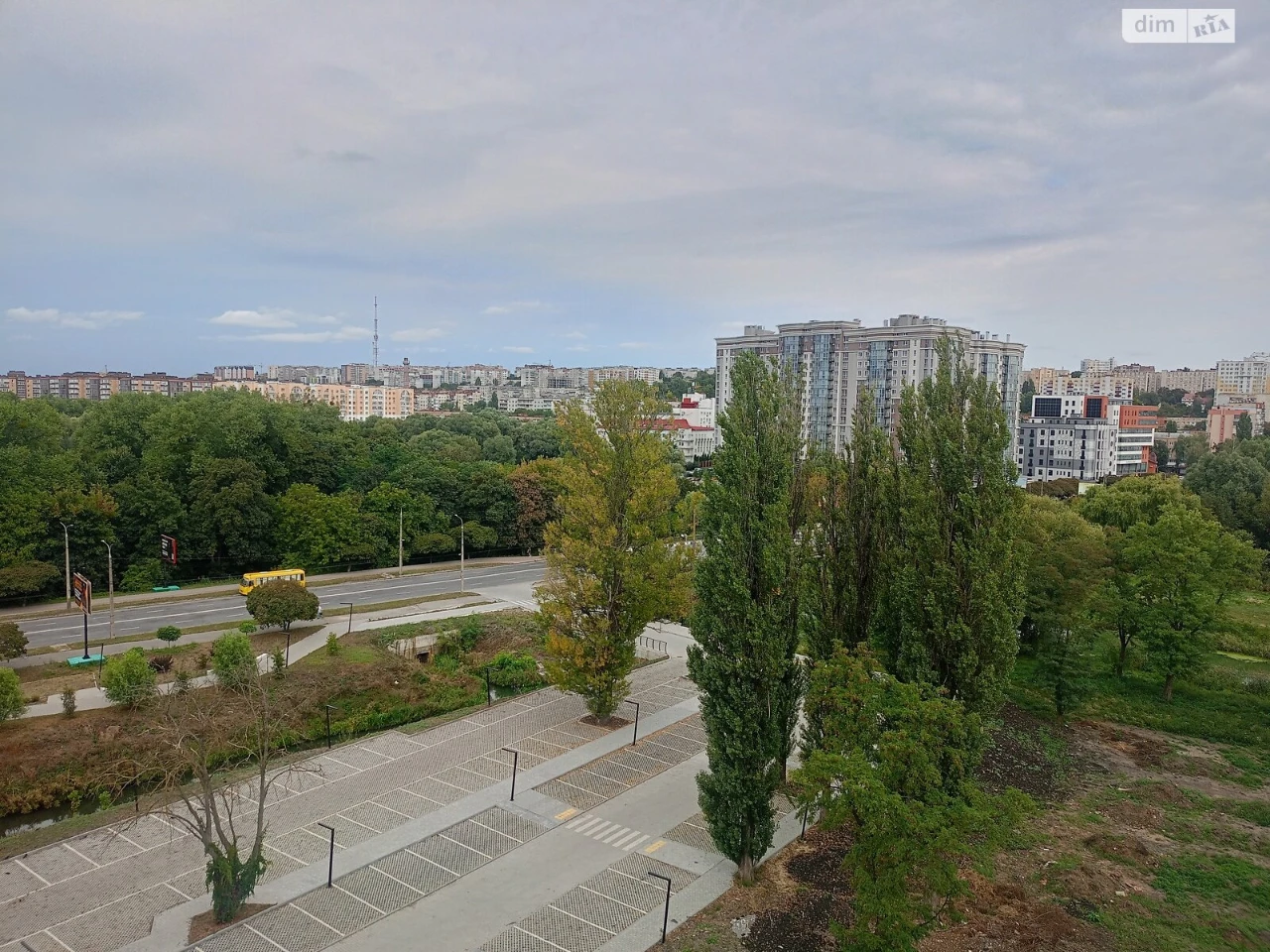 Продаж Квартира Виставка