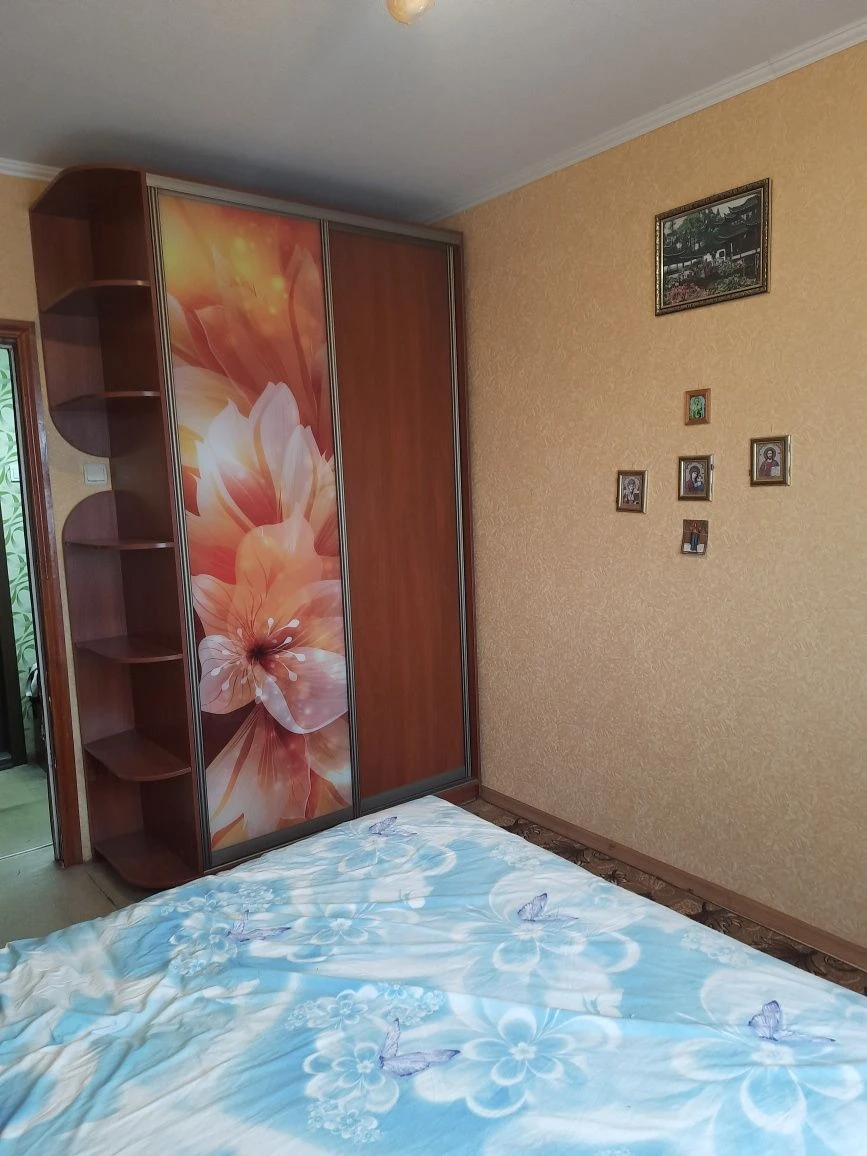 Продам 2 квартиру вул.Героїв Крут