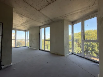 Продаж 2-кім. квартири + 66,4 м² у преміальному ЖК 111 Zelen