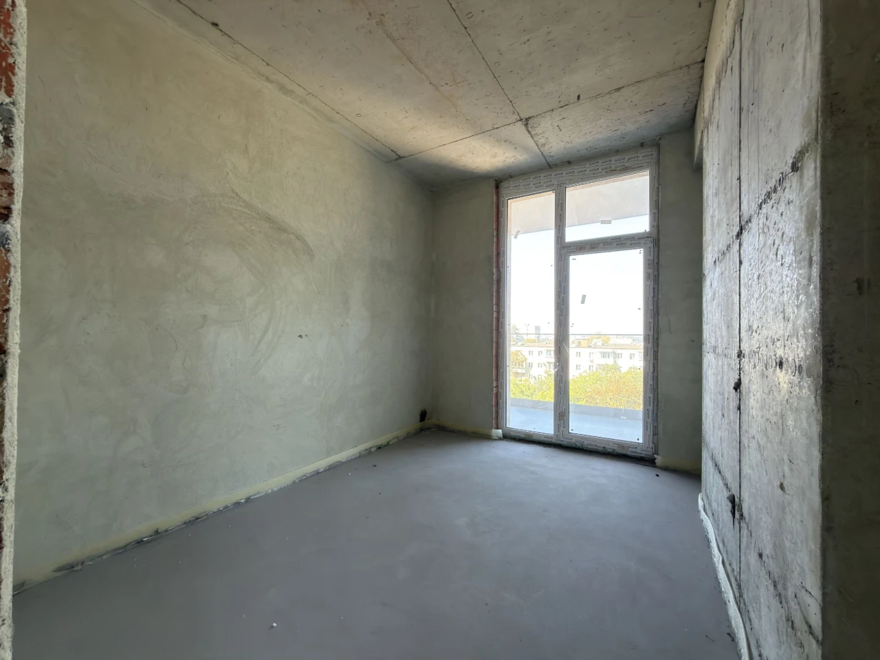 Продаж 2-кім. квартири + 66,4 м² у преміальному ЖК 111 Zelen