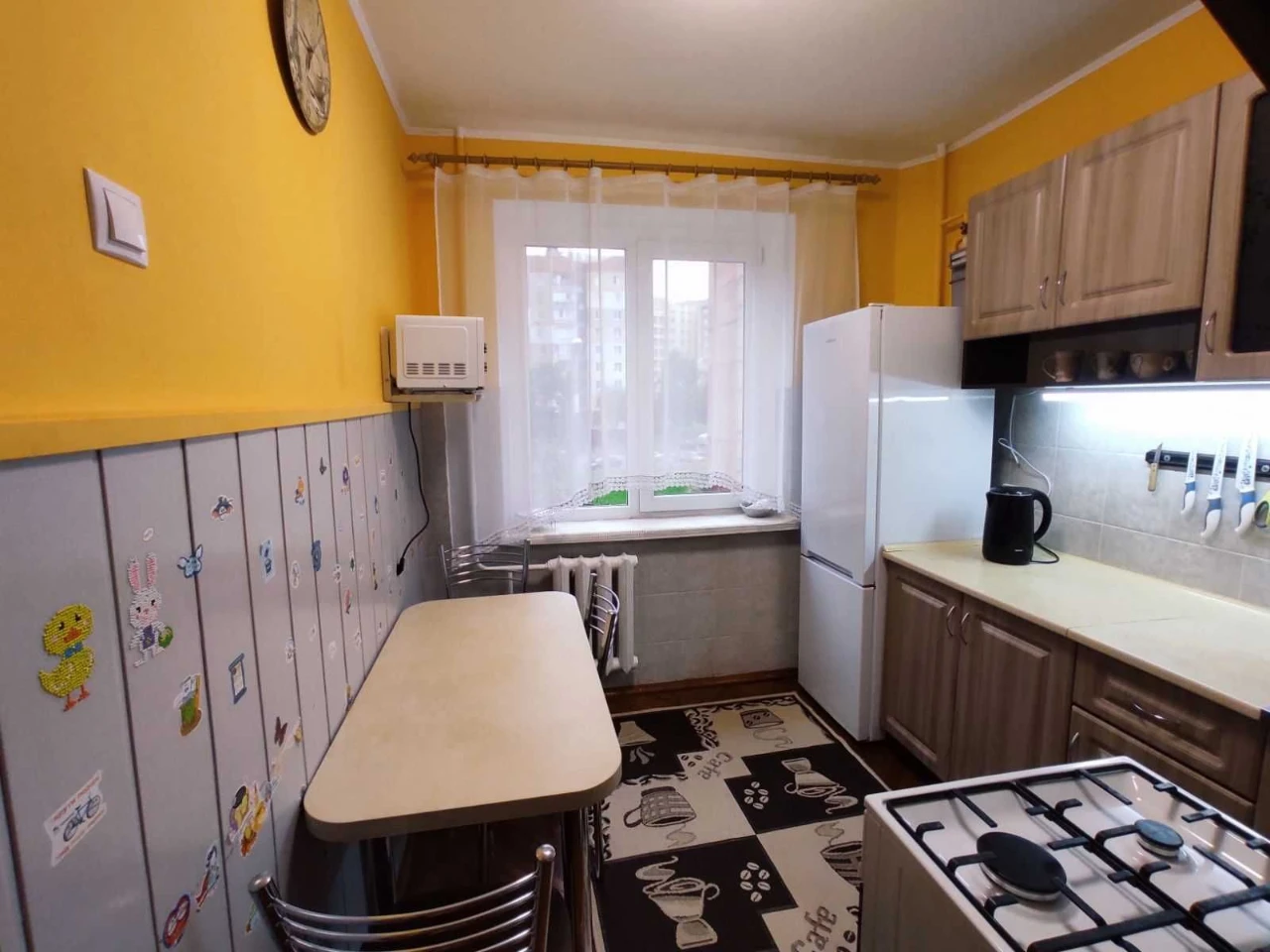 Продаж квартири на вул. Морозна