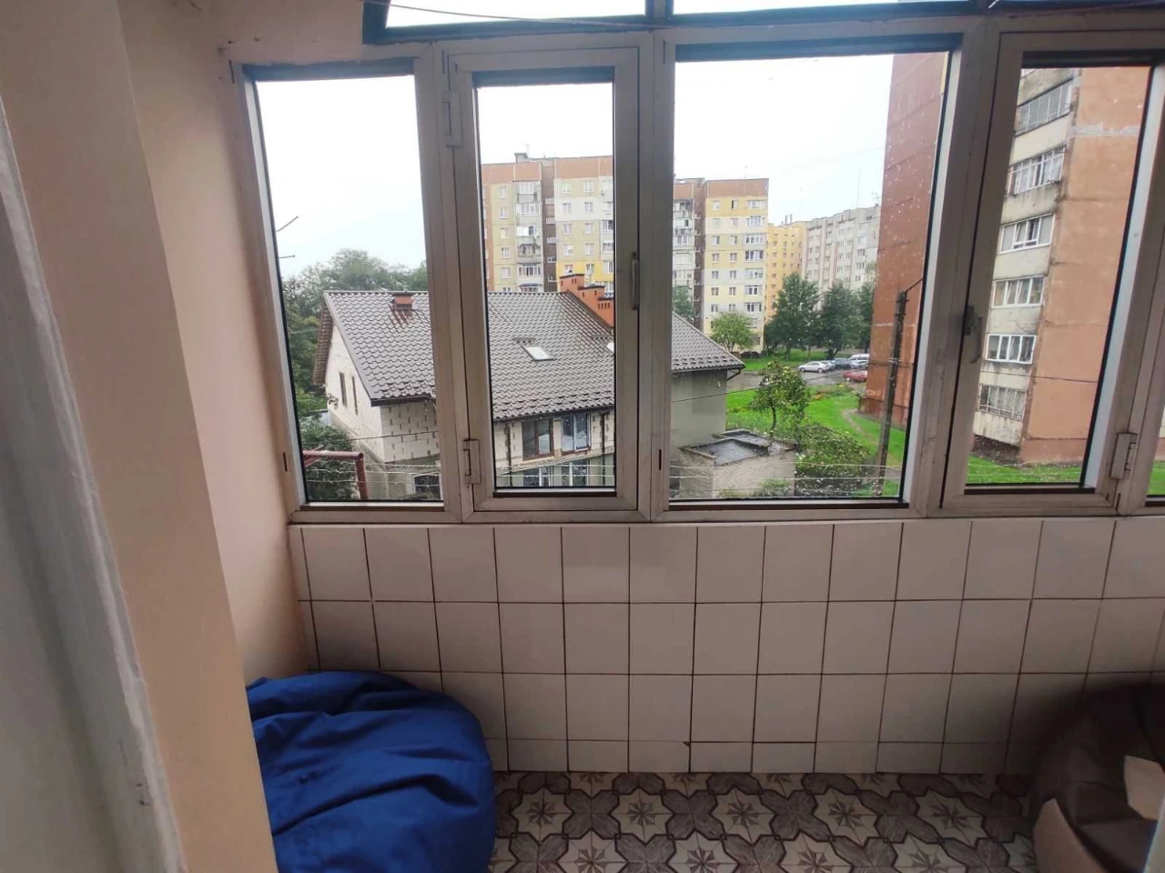 Продаж квартири на вул. Морозна