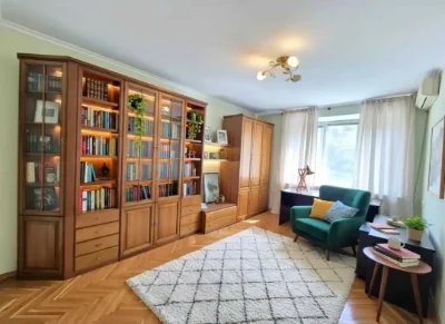 Центр! 3к квартира - 100м², Олеся Гончара, 62 Золоті Ворота,