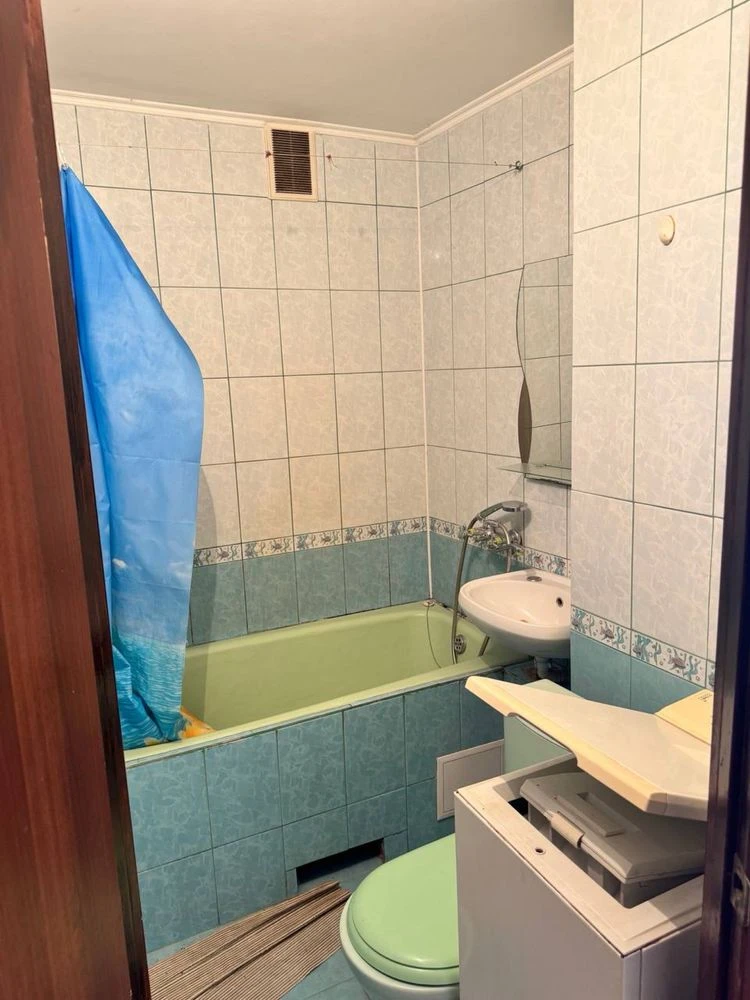 БЕЗ КОМІСІЇ Продаж 1 кімнатної  квартири  Леся Курбаса 2/13