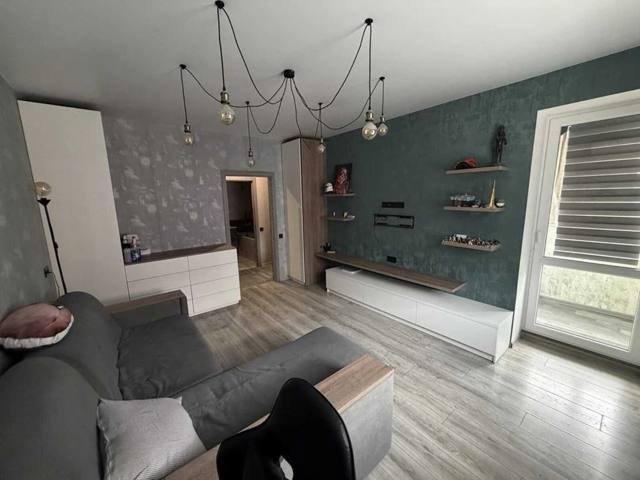 Продам 1 комн. квартиру - 40 м2, ЖК Гидропарк, м. Киевская,