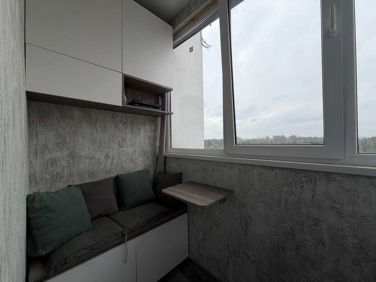 Продам 1 комн. квартиру - 40 м2, ЖК Гидропарк, м. Киевская,
