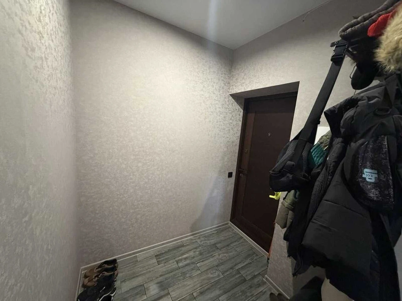 Продам 1 комн. квартиру - 40 м2, ЖК Гидропарк, м. Киевская,