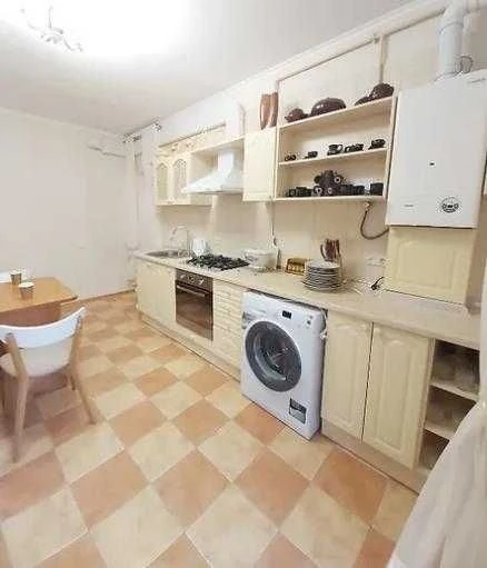 ‼️Центр‼️1кк, 52м², 2-й поверх! Гарний косметичний ремонт!