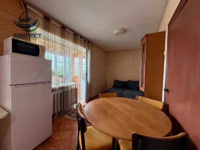 Продаж 2-кімнатної квартири в центральній частині Луцька - в