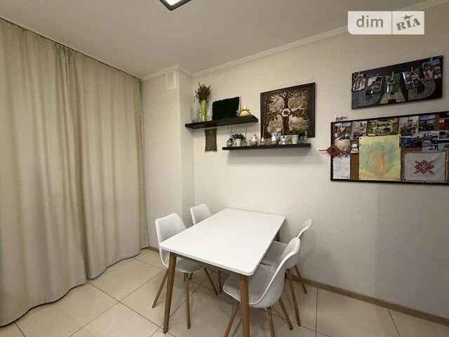 Sale of 2-room apartment 63.9 sq. m. on Metrologicalhna Street 109 • ID