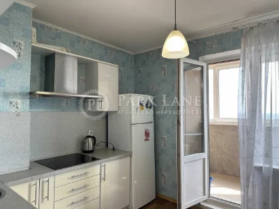 Продаж 1-кімнатної квартири з ремонтом в затишому місці Поді