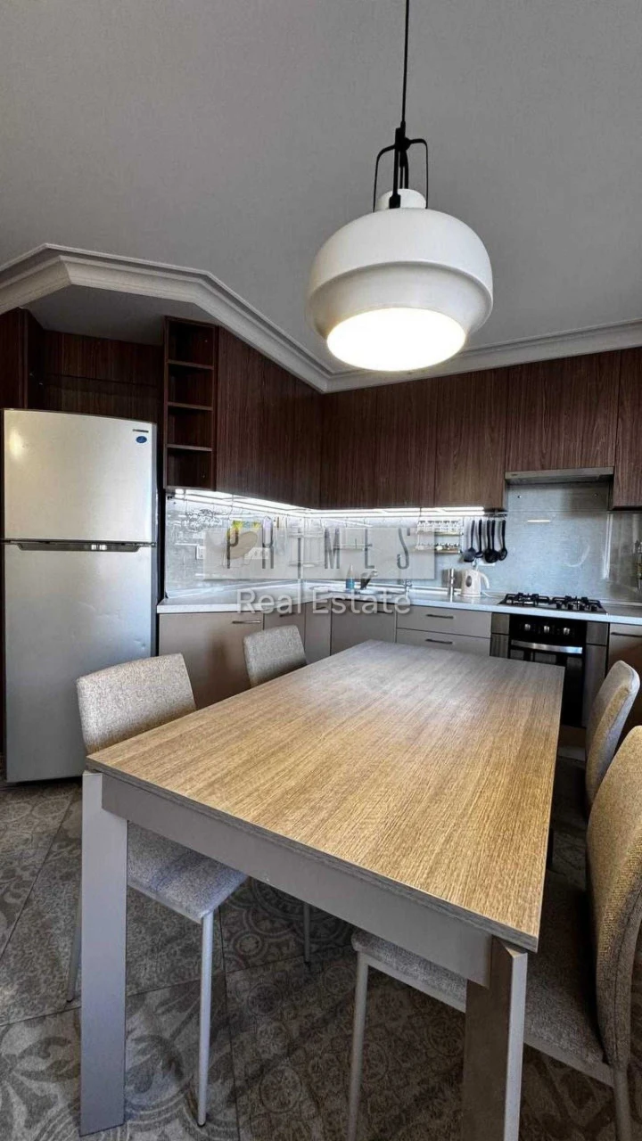 Продаж 3-кімн. 80 м² з ремонтом, 3 поверх, ГАЗ  вул. Миколи