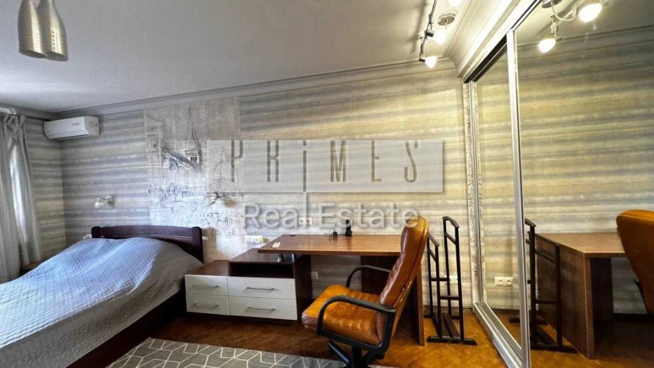 Продаж 3-кімн. 80 м² з ремонтом, 3 поверх, ГАЗ  вул. Миколи