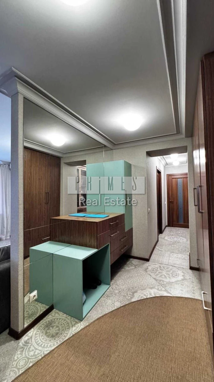 Продаж 3-кімн. 80 м² з ремонтом, 3 поверх, ГАЗ  вул. Миколи