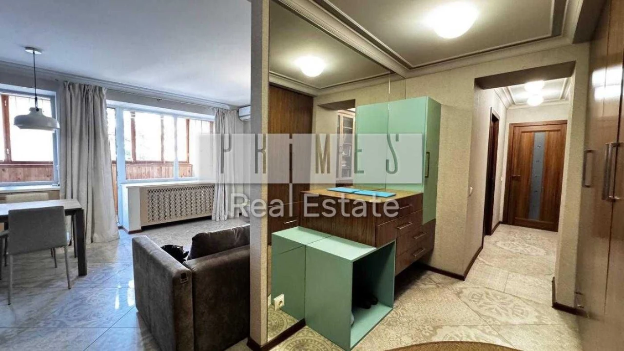 Продаж 3-кімн. 80 м² з ремонтом, 3 поверх, ГАЗ  вул. Миколи