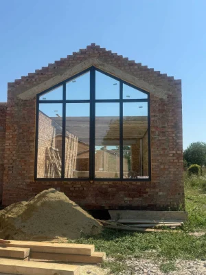 Продаж одноповерхового будинку в 5-ти хвилинах від міста