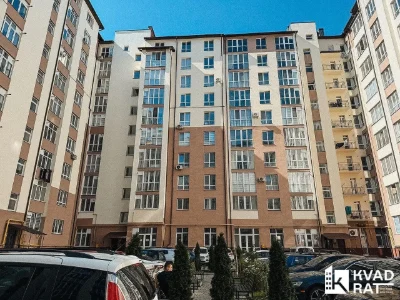 Продам квартиру поруч Парк Шевченка-здана