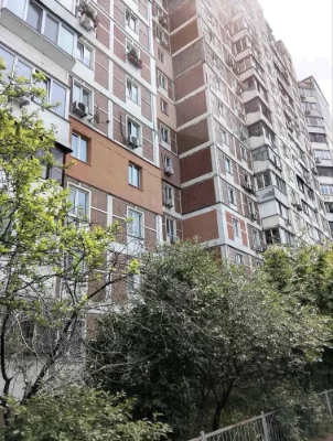 Без % Днепр, Метро 10 хвилин Івасюка 60