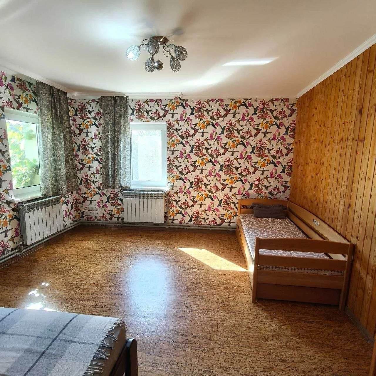 Власний будинок у Києві біля лісу і метро! 100 м², 7 соток,