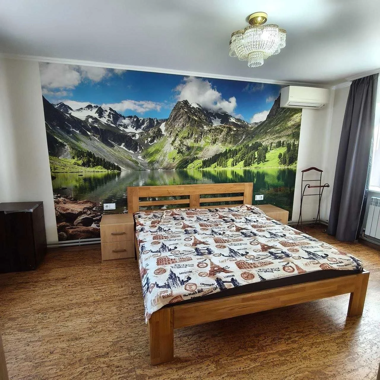 Власний будинок у Києві біля лісу і метро! 100 м², 7 соток,