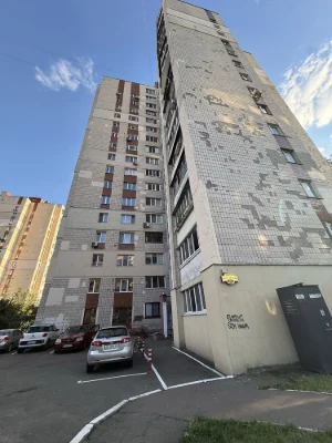 3-кімнатна квартира біля метро Академмістечко та Житомирська