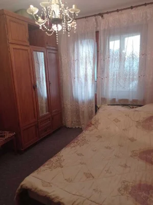 Продам 3 комн. квартиру на ул. ген. Бочарова / ТРЦ Атриум