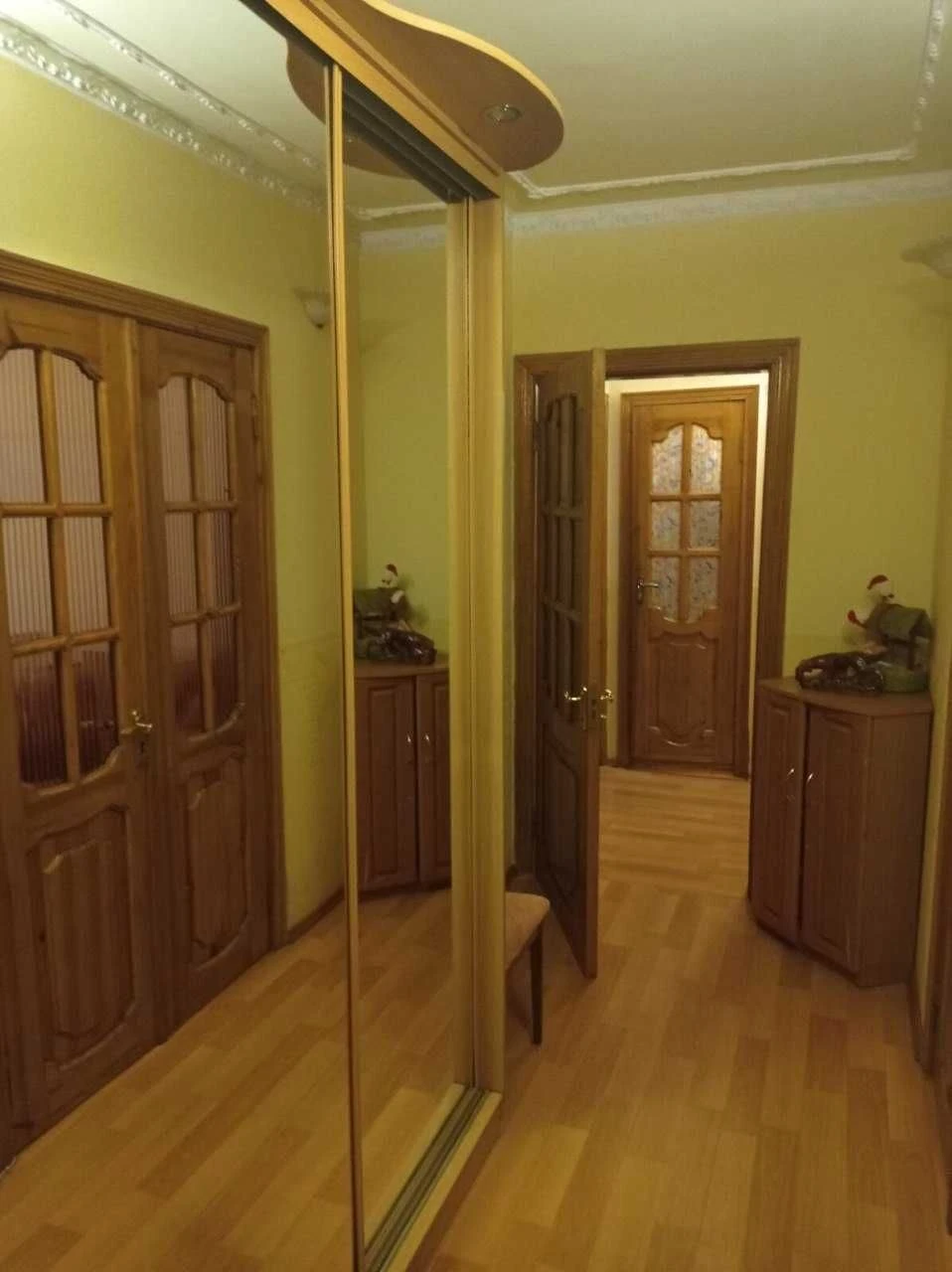 Продам 3 комн. квартиру на ул. ген. Бочарова / ТРЦ Атриум